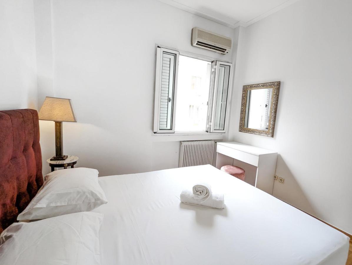 Victroria Grand Palace Apartment Athén Kültér fotó