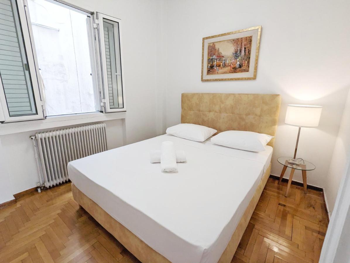 Victroria Grand Palace Apartment Athén Kültér fotó